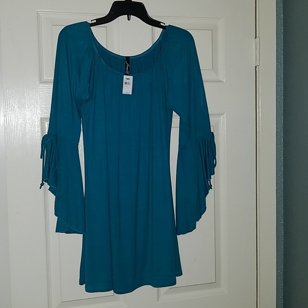Women's Top
